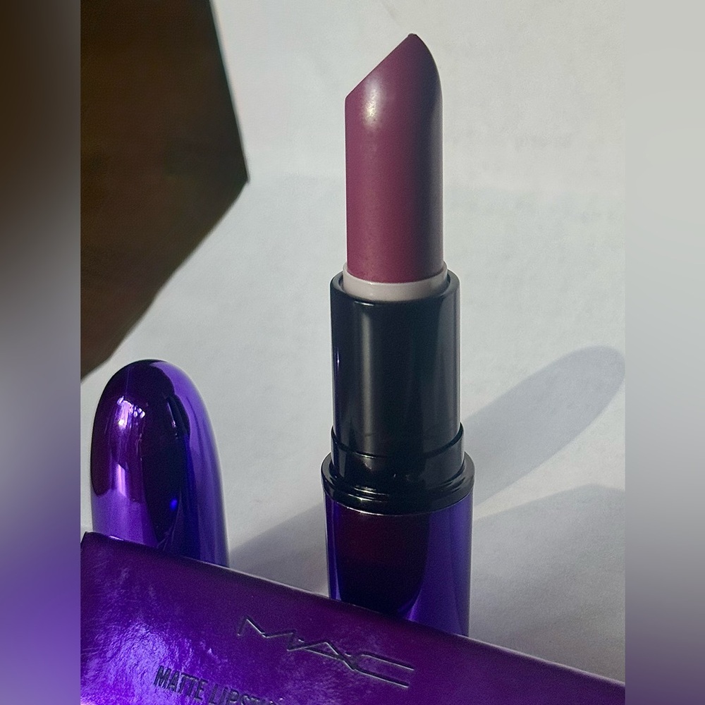 MAC Evening Rendezvous Lipstick 🌟 LIMITED EDITION 🌟 - Picture 11 of 16